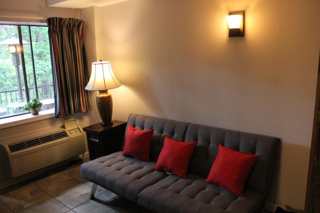 Brydan Suites Eureka Springs Exteriör bild